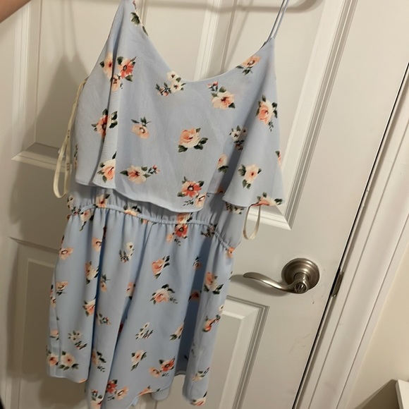 Romper - Picture 2 of 2